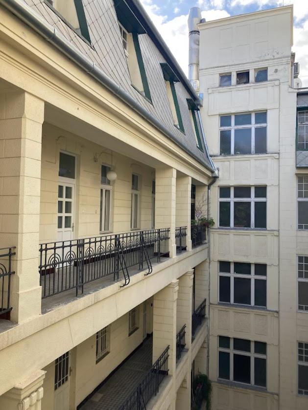 Vintage Elegance Mostcentralapt !Vaci Street! Budapest Eksteriør bilde